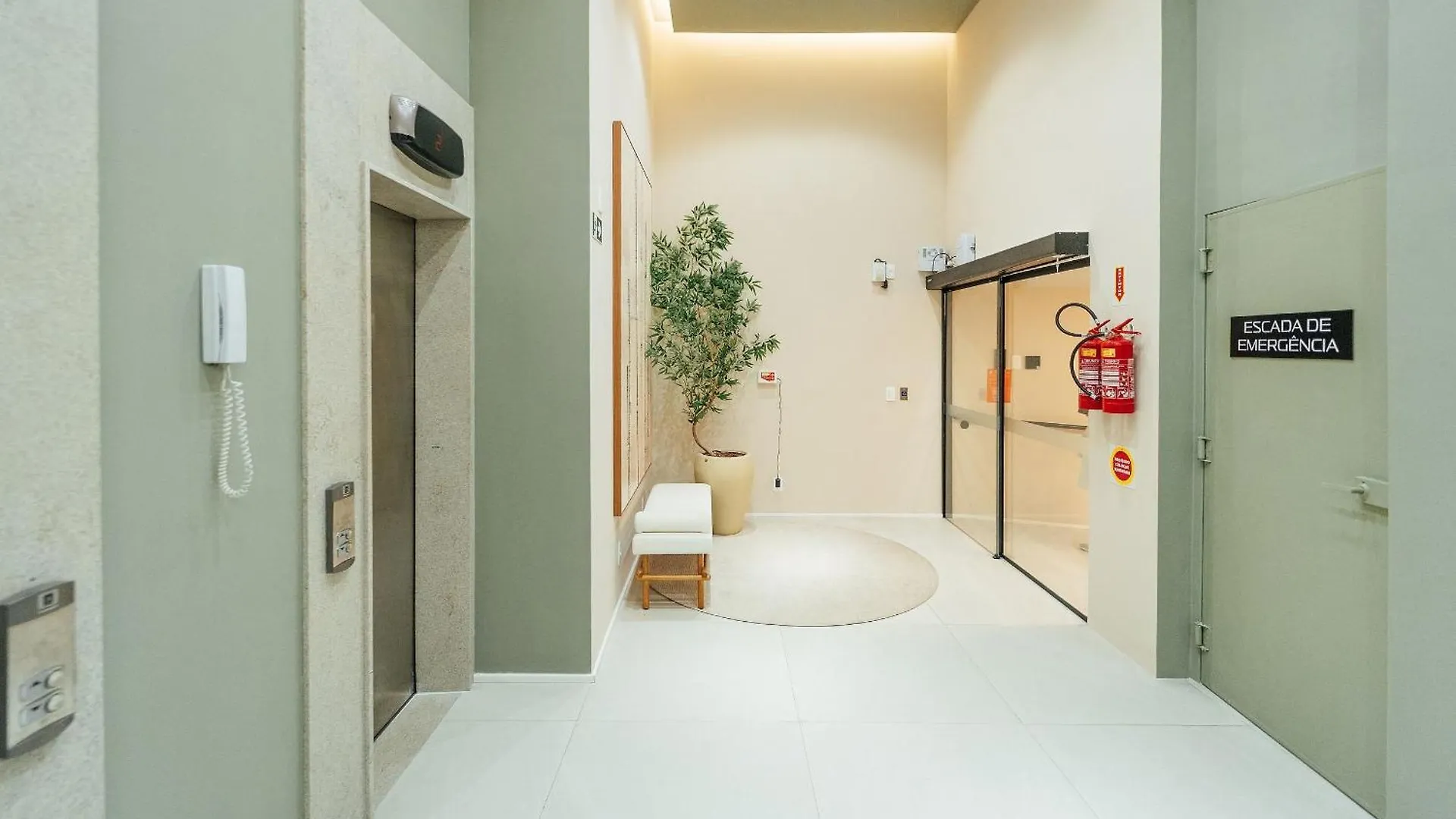 Fuji By Xtay - Apartamentos Completos No Centro De Floripa, Perto Da Beira-Mar Florianópolis 0*,  巴西