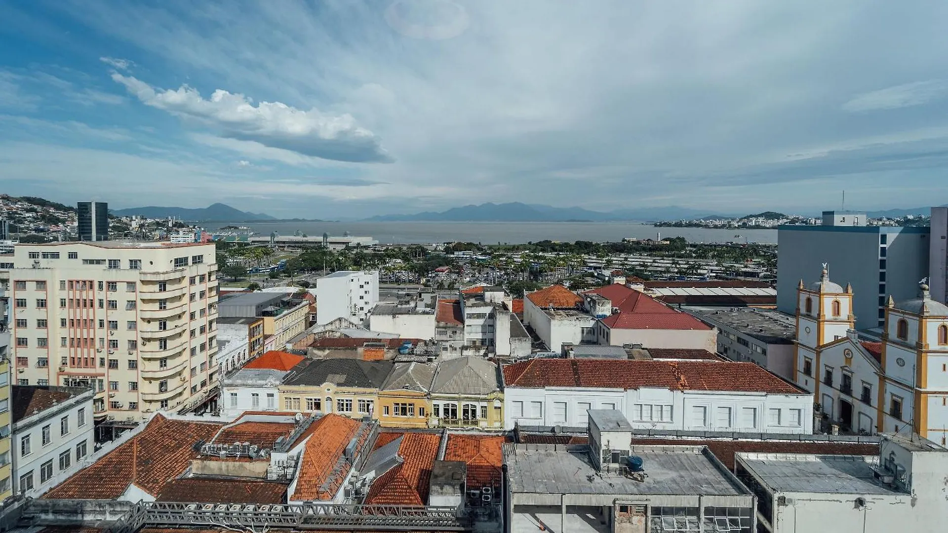 Fuji By Xtay - Apartamentos Completos No Centro De Floripa, Perto Da Beira-Mar Florianópolis 公寓