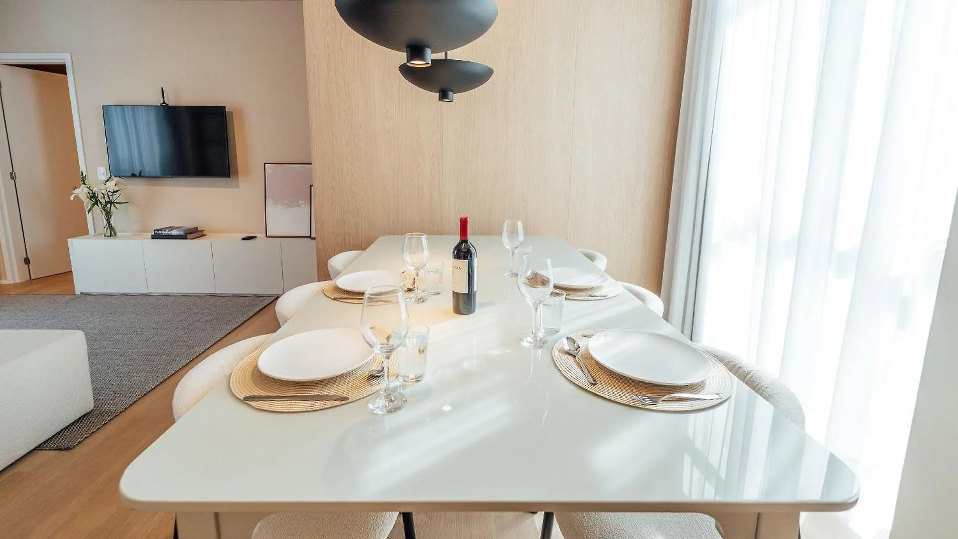 Fuji By Xtay - Apartamentos Completos No Centro De Floripa, Perto Da Beira-Mar Флорианополис 0*,  Бразилия